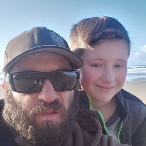 Meet your Posher, Troy